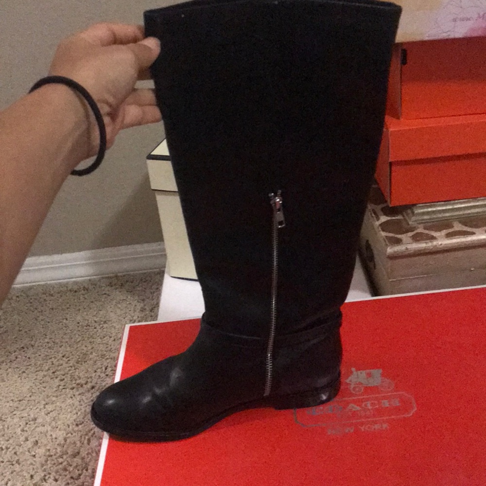 Boots - Picture 2 of 2